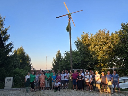 Postavljanje klopotca v Moravcih