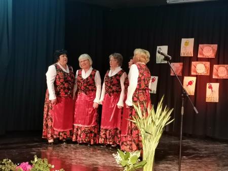 received_562842399363754